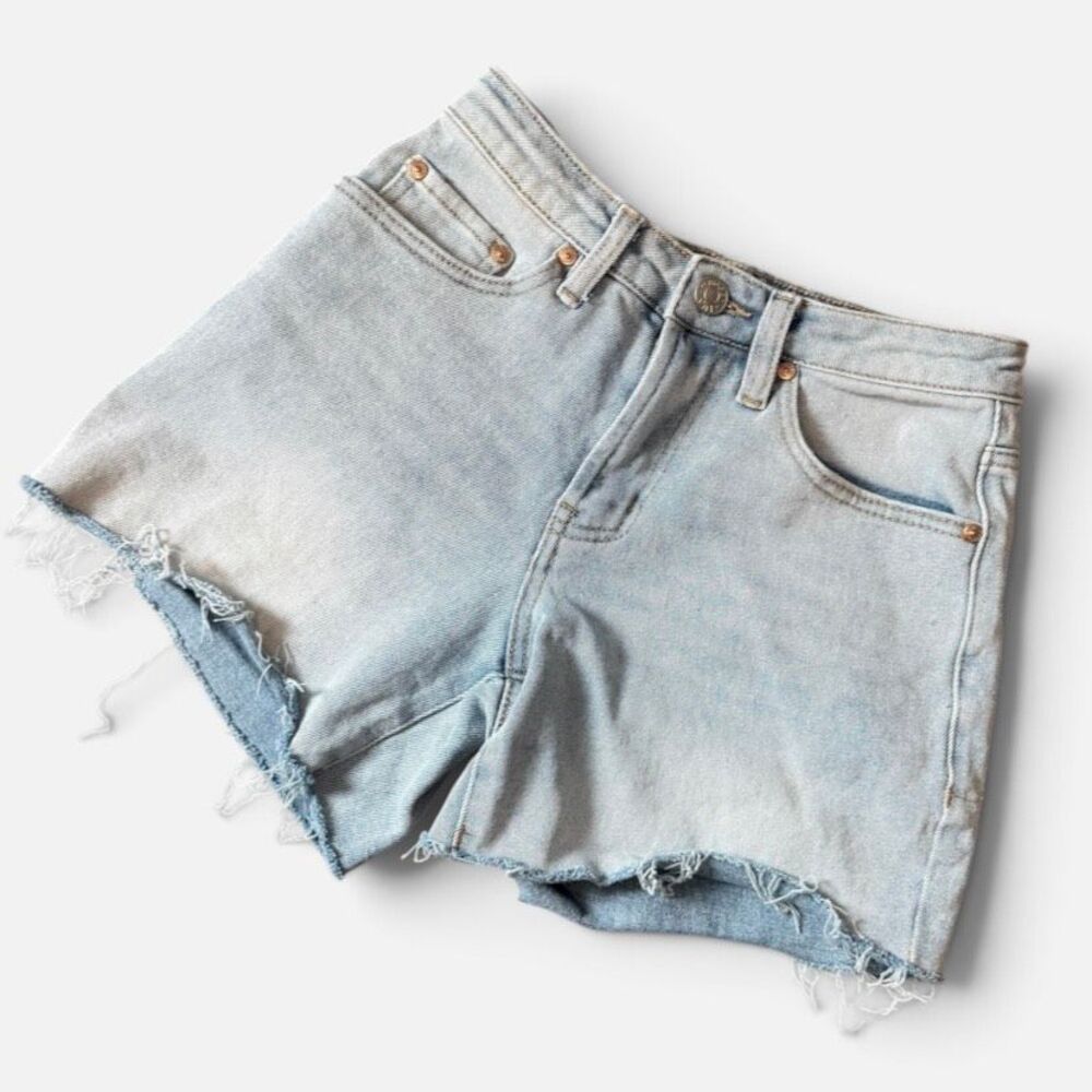 Madden Girl Steve Jeans Shorts 24” Denim Jean Light Wash 1